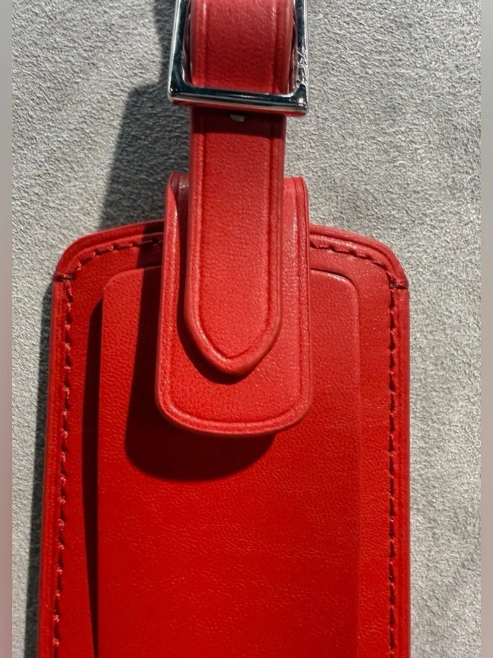 NEW Tumi 3.625” x 2.25” Leather Luggage Name Tag w/ Buckle - TUMI RED